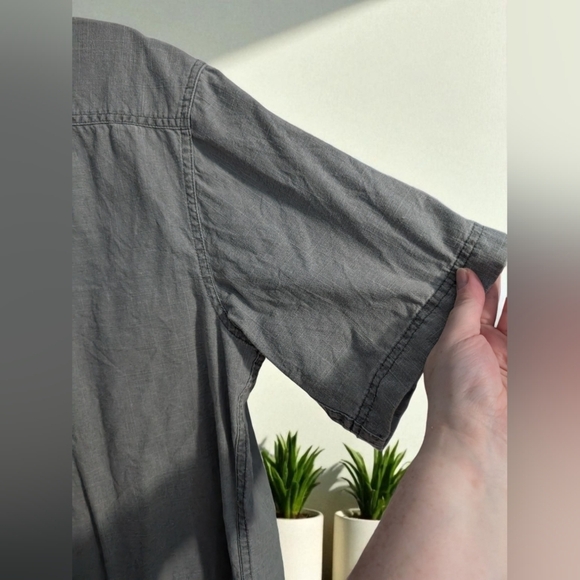 Croft & Barrow Men's Dark Gray Casual Shirt Size X-Large (EUC) - Picture 10 of 12